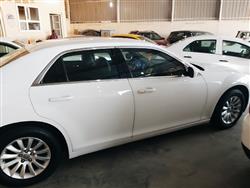 کرایسلەر 300